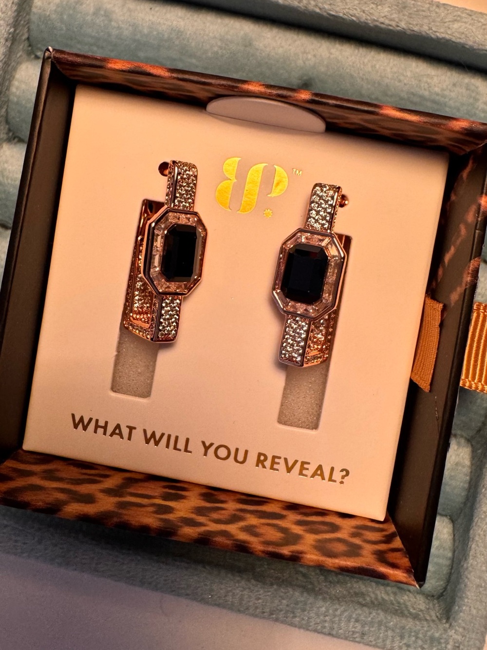 NWT Bomb Party Untamed Collection Earrings